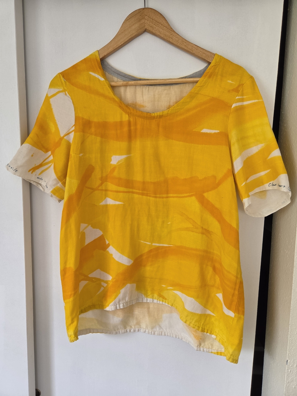 Bright Yellow Abstract Print Short Sleeve Women's Top